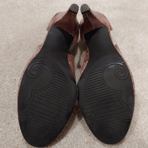 Sam & Libby brown snakeskin heels - Picture 7 of 10